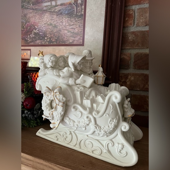 ❤️Vintage 1980’s Large Christmas 
Gold Trim Star Wreath Carolers Sleigh‼️FINAL - Picture 4 of 15